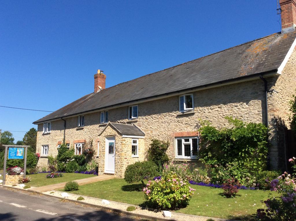 Quiet Woman House Bed & Breakfast Halstock Exterior photo